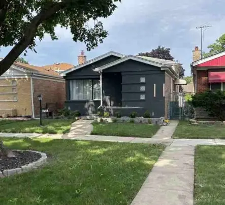 8252 S Michigan Avenue, Chicago, IL 60619 - #2