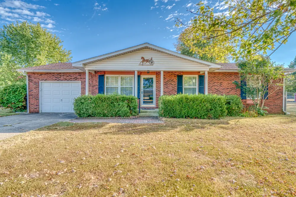 14927 E Clearview Road, Mount Vernon, IL 62864 - #1