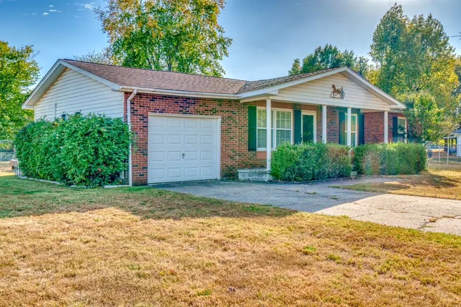 14927 E Clearview Road, Mount Vernon, IL 62864 - #2