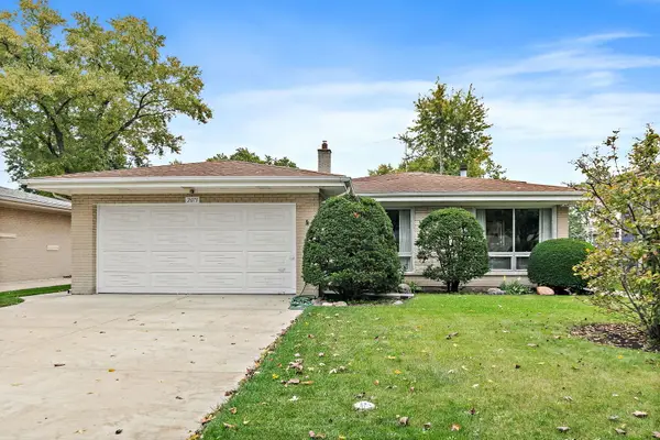 2073 Westview Drive, Des Plaines, IL 60018