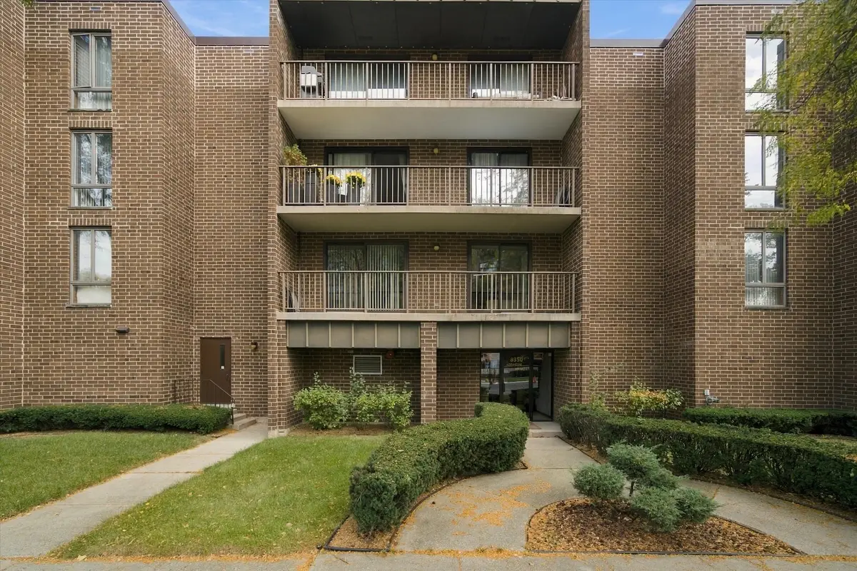 8350 W Addison Street #106, Chicago, IL 60634 - #1