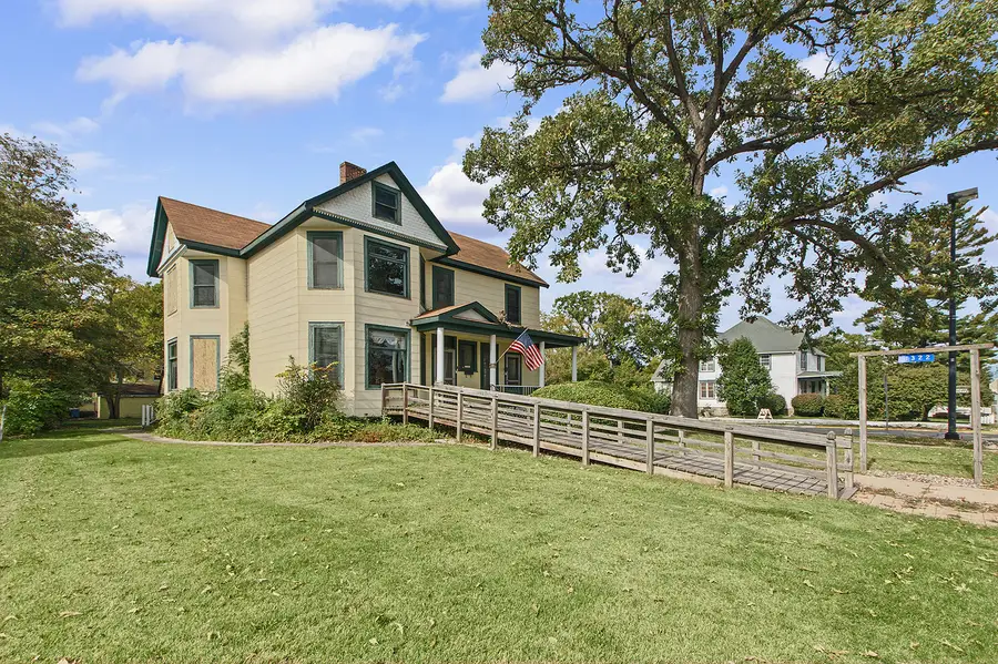 1322 Main Street, Crete, IL 60417 - #2