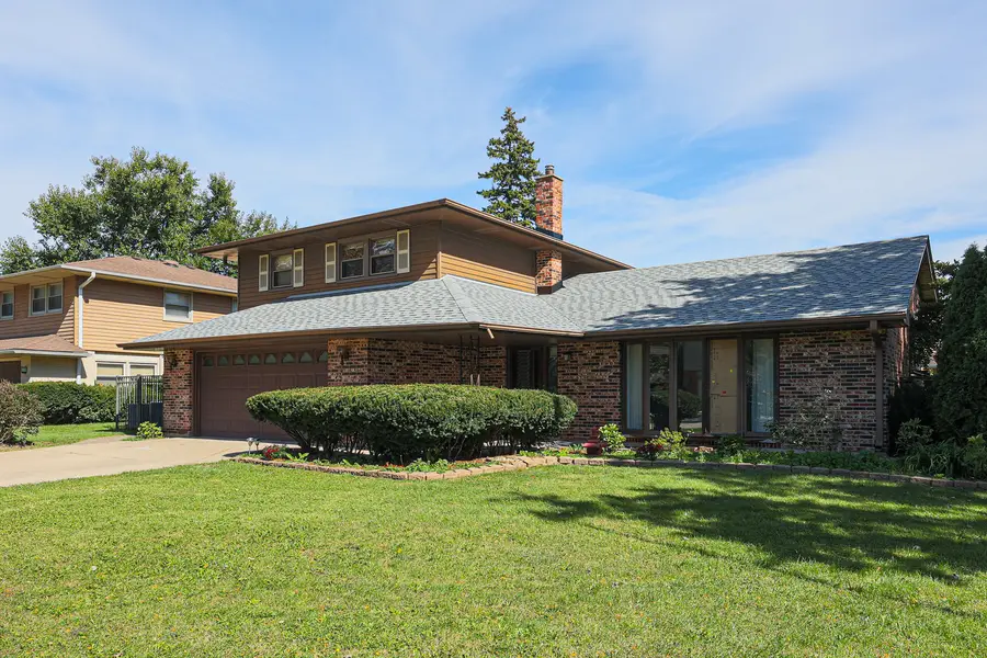 1601 N Rosetree Lane, Mount Prospect, IL 60056 - #2