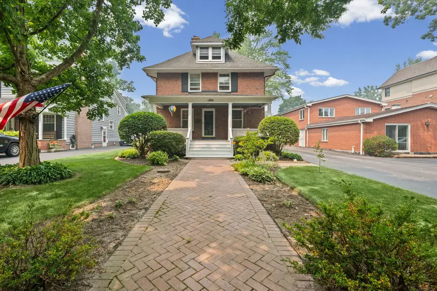 1538 Oakwood Avenue, Highland Park, IL 60035 - #2