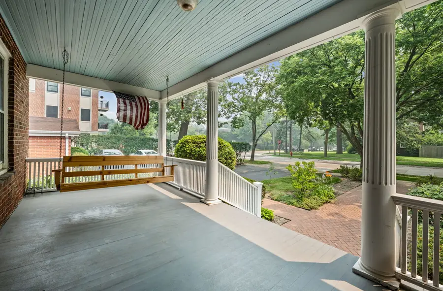 1538 Oakwood Avenue, Highland Park, IL 60035 - #3