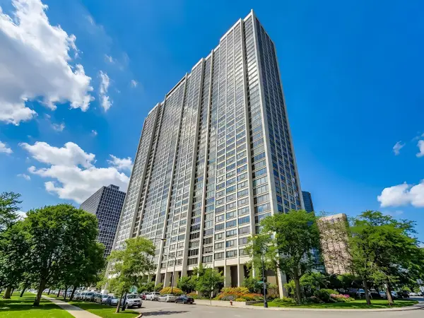 2800 N Lake Shore Drive #1911, Chicago, IL 60657