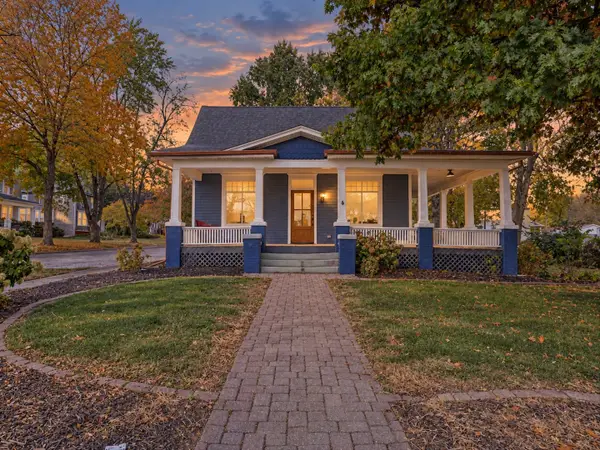 318 W High Street, Monticello, IL 61856