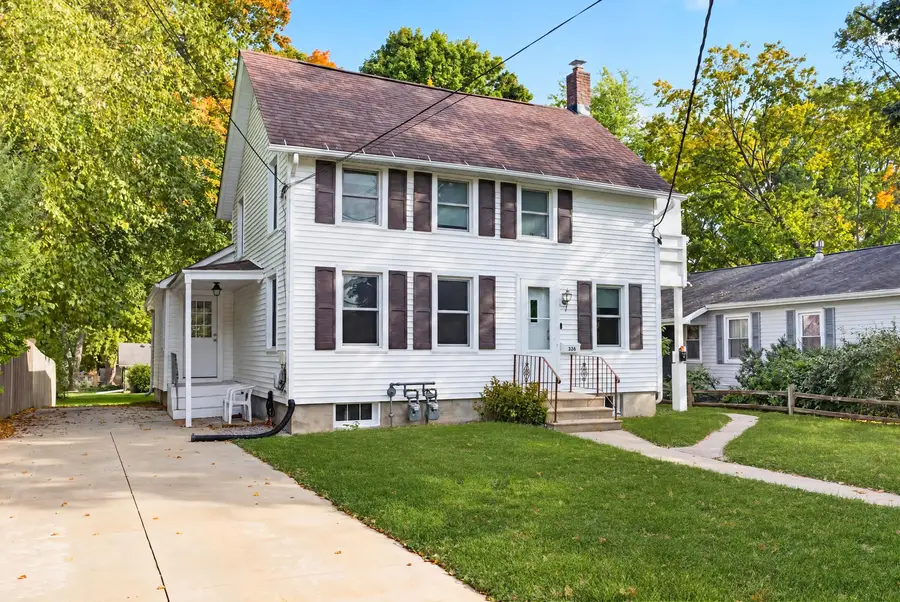 326 S Walnut Street, Sycamore, IL 60178 - #2