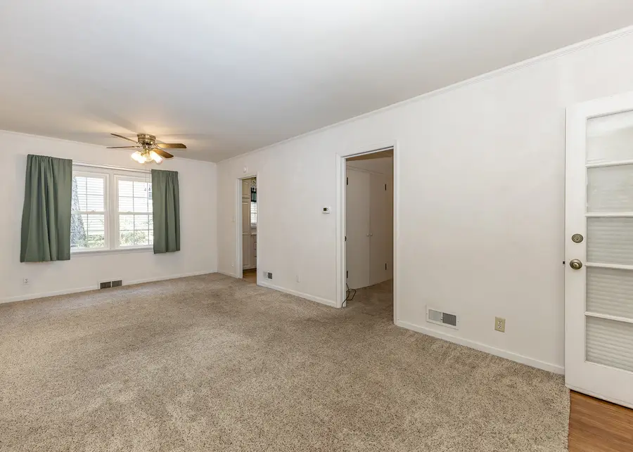 1620-1622 29th Street Drive, Moline, IL 61265 - #3