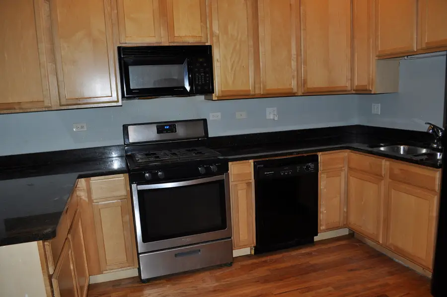 Address Withheld By Seller, Chicago, IL 60637 - #2