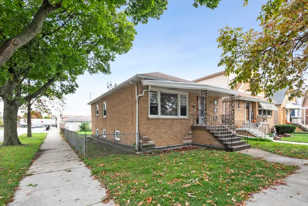 4601 S Komensky Avenue, Chicago, IL 60632