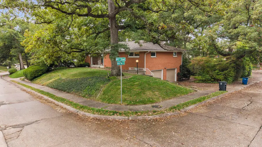 3421 51st Street, Moline, IL 61265 - #2