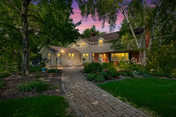 354 Ela Road, Inverness, IL 60067