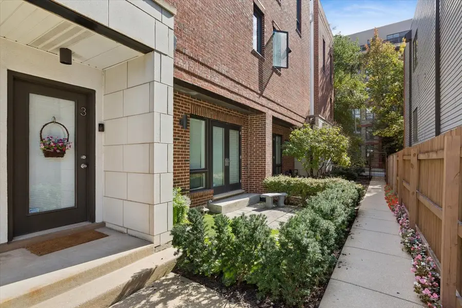 1742 W Diversey Parkway #3, Chicago, IL 60614 - #2