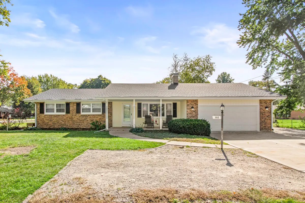 302 Pleasure Drive, Yorkville, IL 60560 - #1