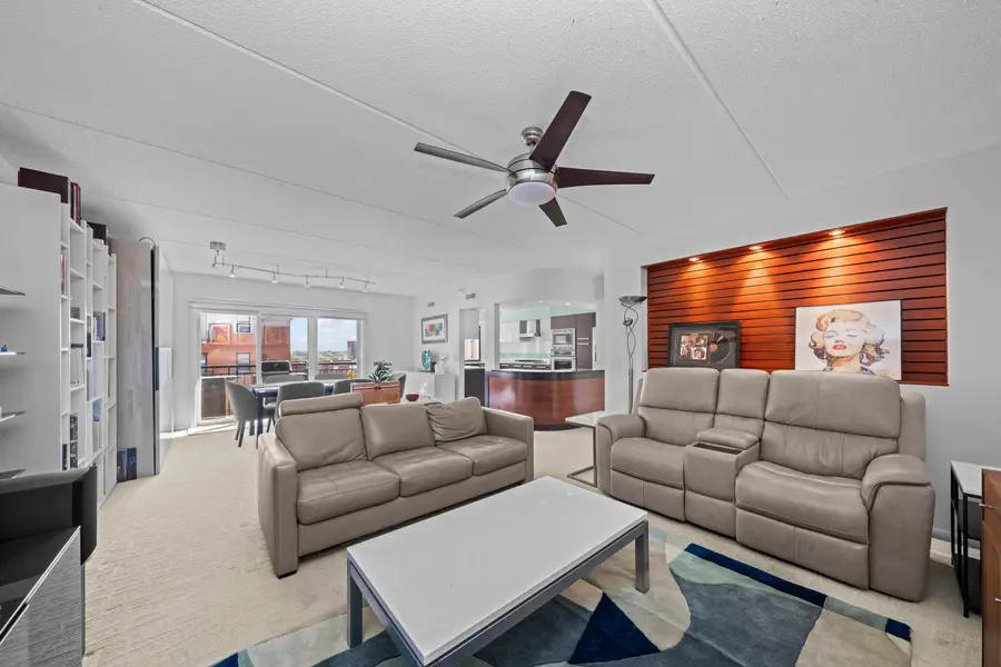 201 N Vail Avenue #701, Arlington Heights, IL 60004 - #3