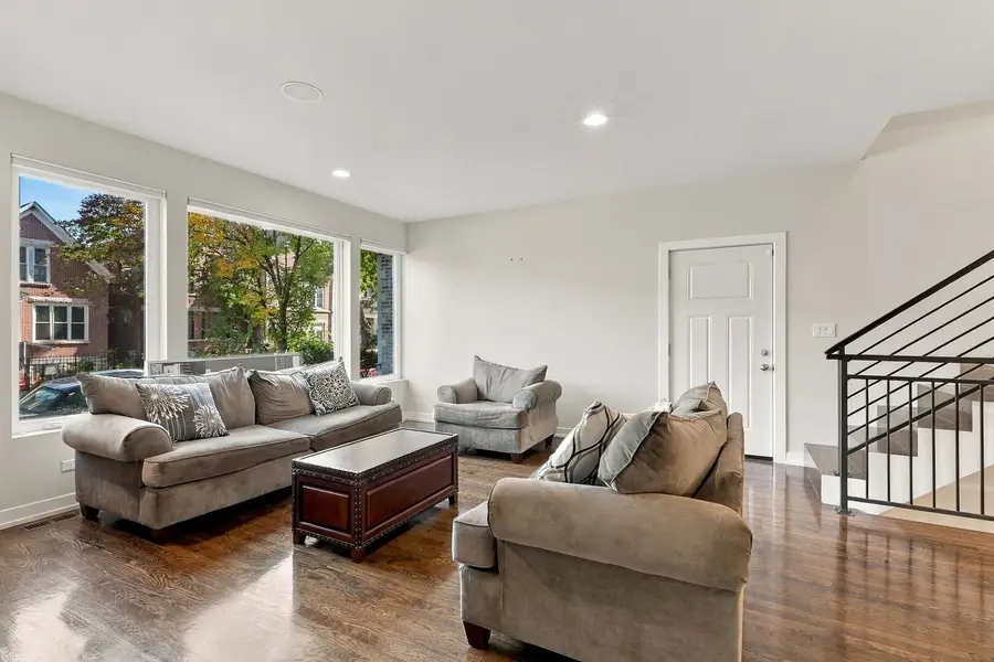 914 N Richmond Street, Chicago, IL 60622 - #2