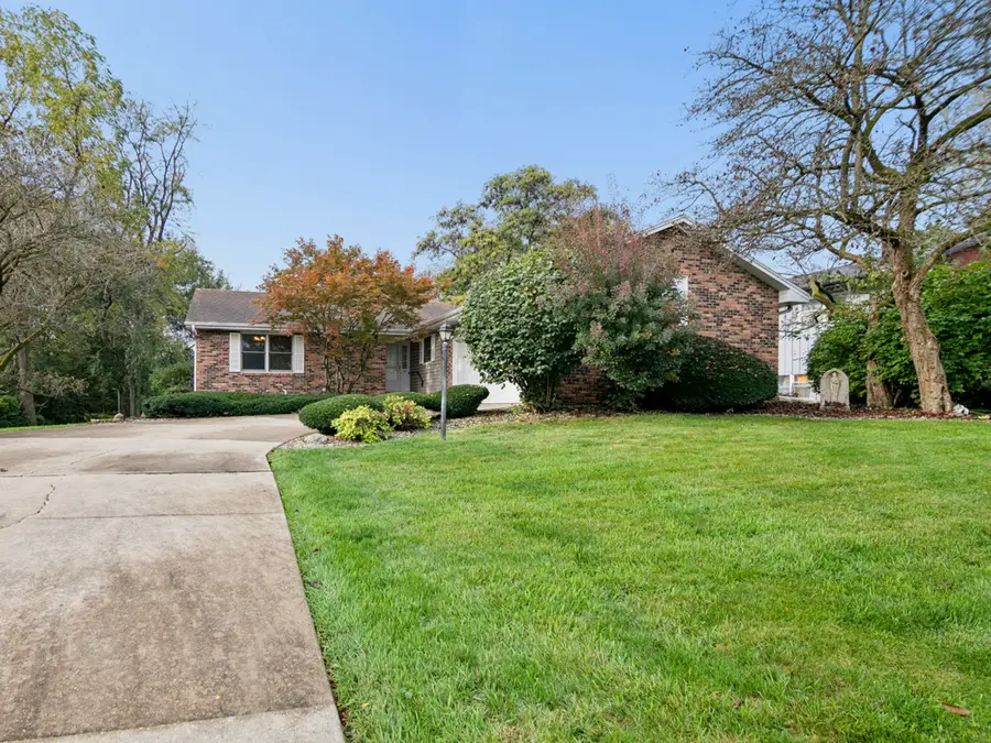 25 Briarcliff Lane, Bourbonnais, IL 60914 - #2
