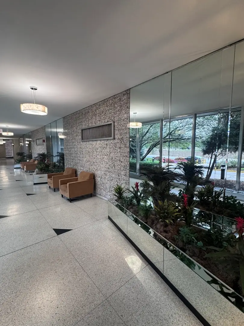 3950 N Lake Shore Drive #204, Chicago, IL 60613 - #2