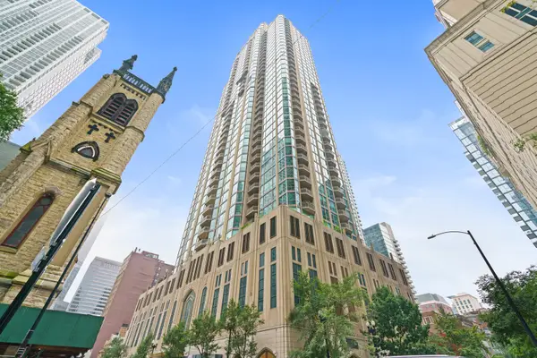 21 E Huron Street #2102, Chicago, IL 60611
