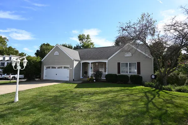 104 Brenyn Court, East Peoria, IL 61611