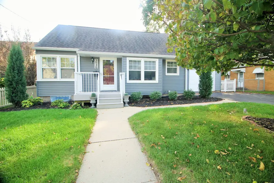 3530 19th Avenue, Moline, IL 61265 - #2