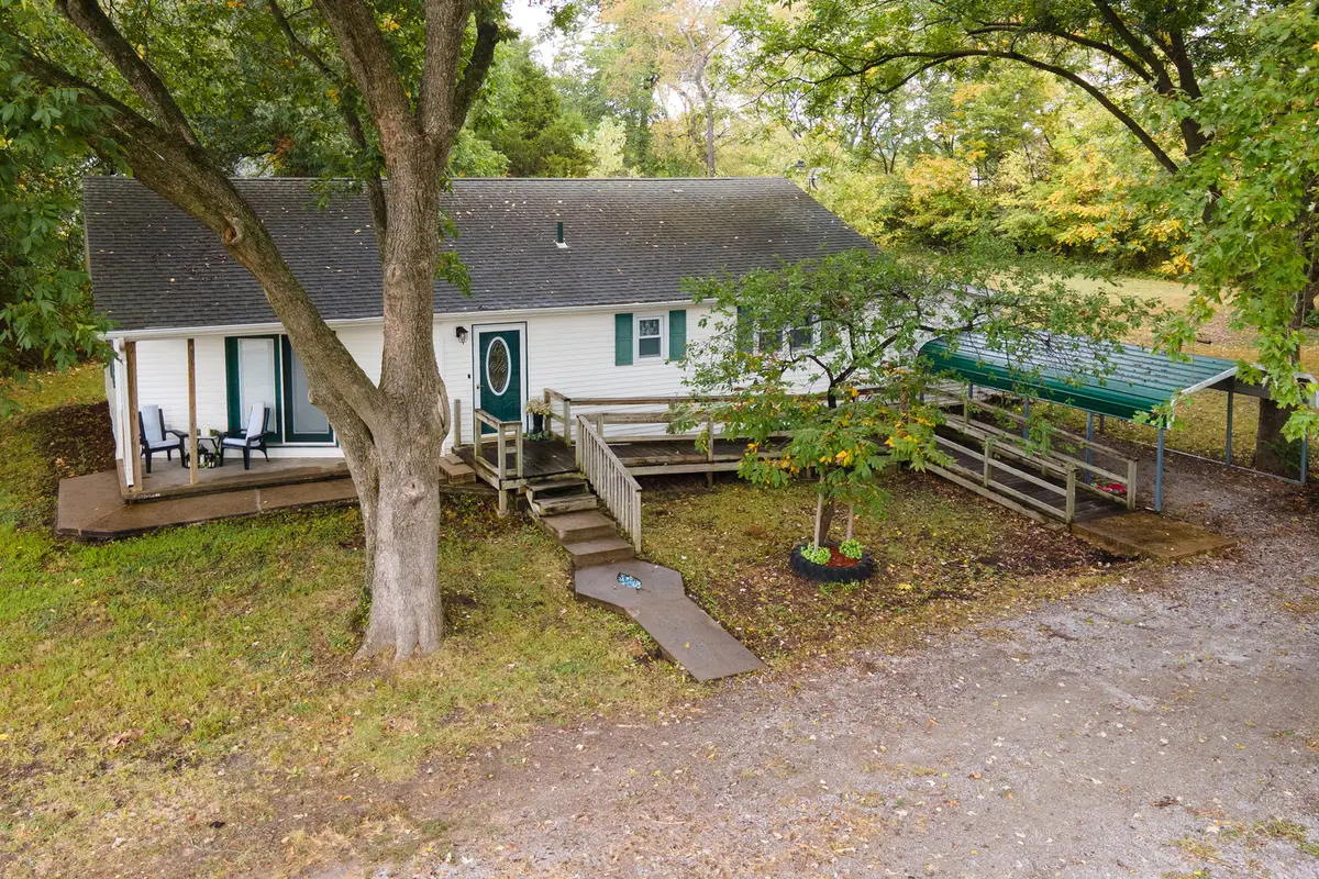 209 N Main Street, Royalton, IL 62983 - #1