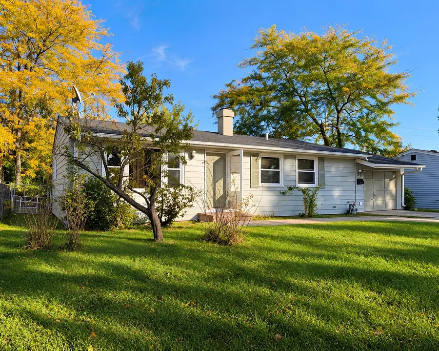 29 Alameda Drive, Carpentersville, IL 60110 - #3