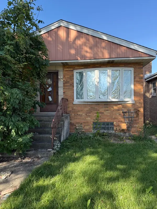 4438 S Kedvale Avenue, Chicago, IL 60632