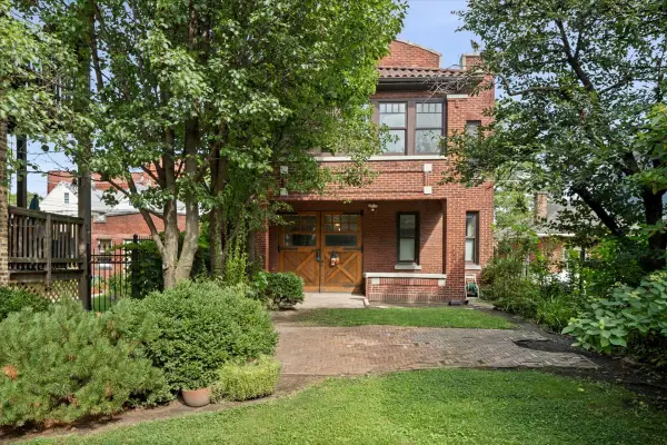 1835 N Humboldt Boulevard, Chicago, IL 60647