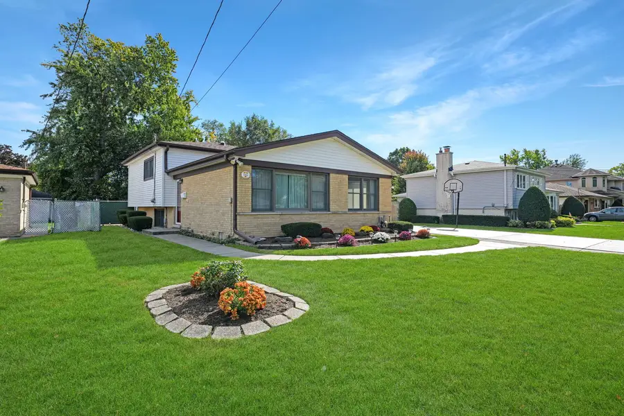 1933 Plainfield Drive, Des Plaines, IL 60018 - #3