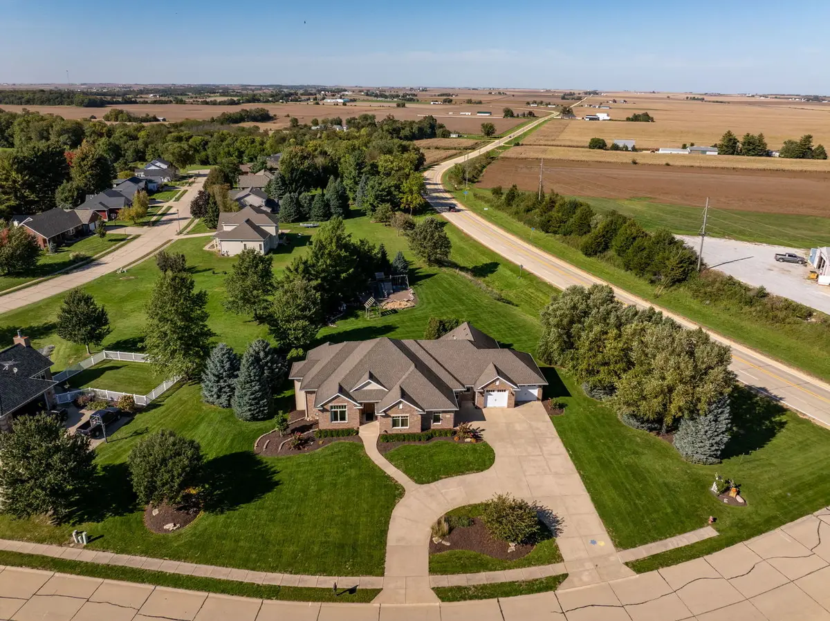 1108 Scenic Hill Lane, De Witt, IA 52742 - #1