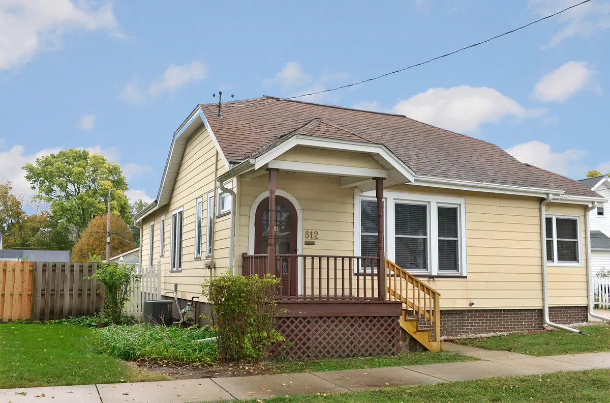 812 Poplar Street, Ottawa, IL 61350 - #1