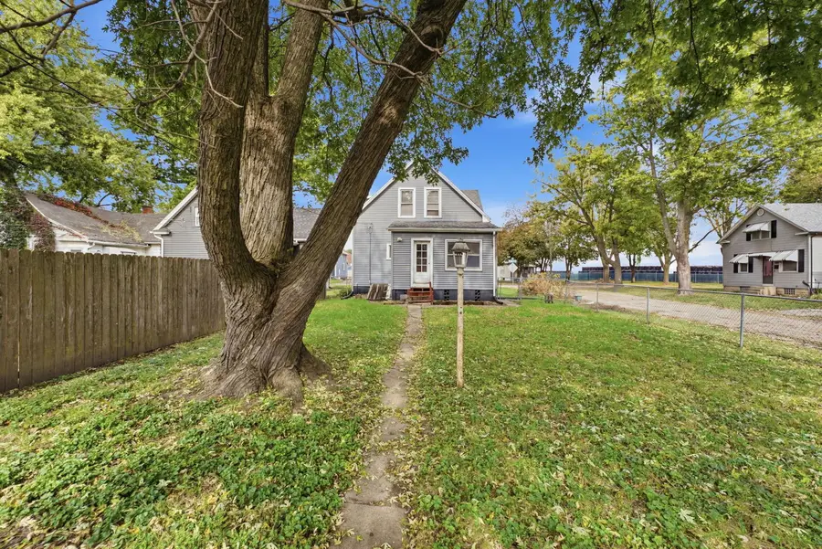 2501 Mckinley Avenue, Davenport, IA 52802 - #3