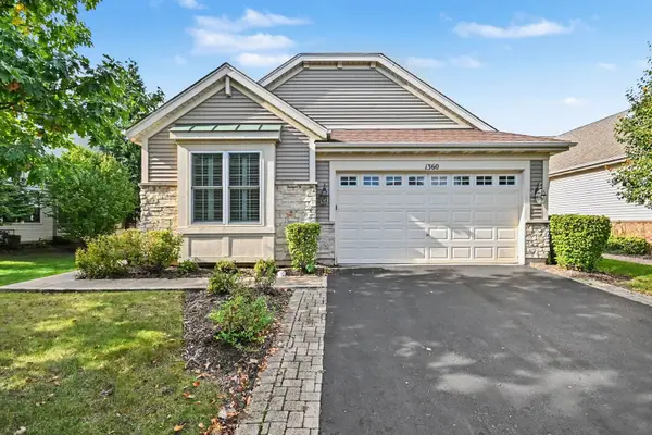 1360 Mansfield Drive, Aurora, IL 60502