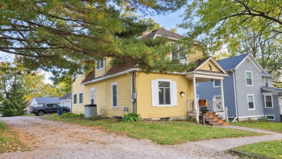 506 N Genesee Street, Morrison, IL 61270 - #2