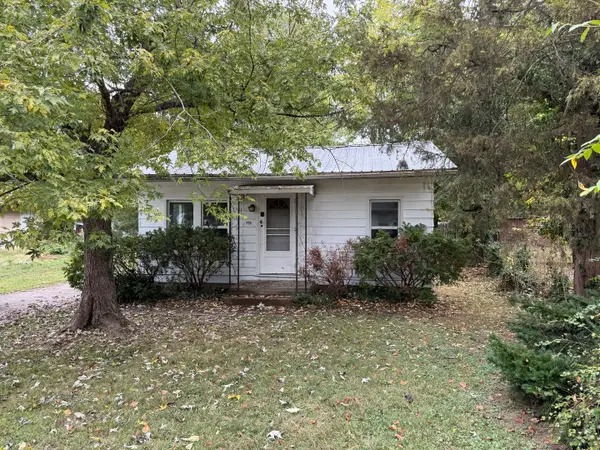 715 N James Street, Carbondale, IL 62901