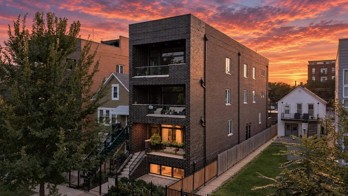 1818 N Sawyer Avenue #1E, Chicago, IL 60647 - #1