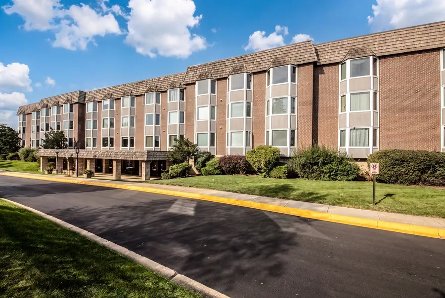 400 Ascot Drive #3E, Park Ridge, IL 60068 - #3