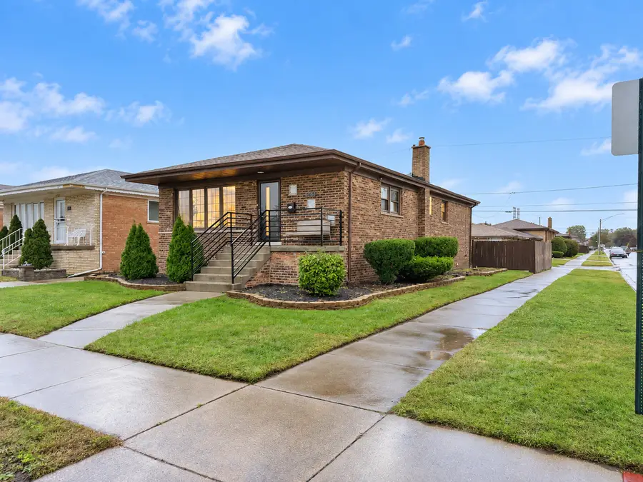 365 Marquette Avenue, Calumet City, IL 60409 - #2