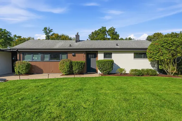 1N570 Forest Avenue, Glen Ellyn, IL 60137