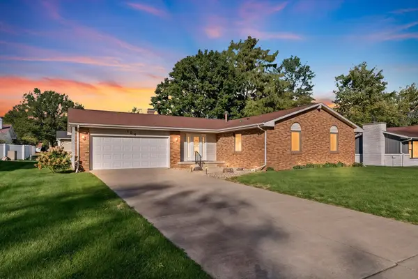 104 Surrey Court, Monticello, IL 61856