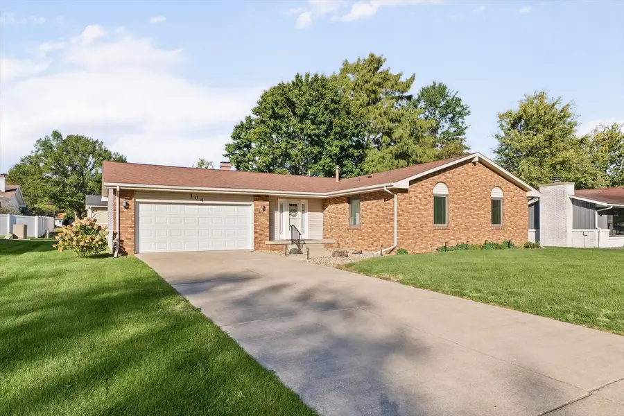 104 Surrey Court, Monticello, IL 61856 - #3