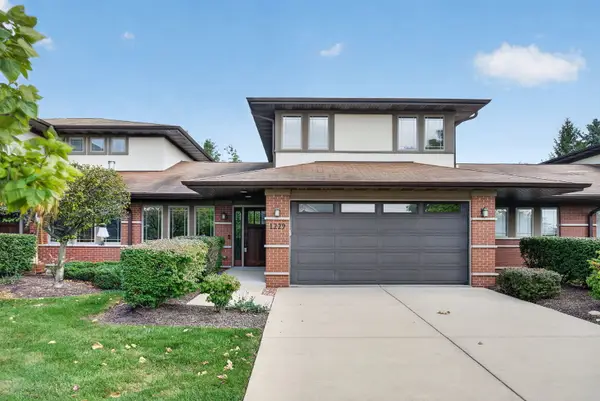 1229 Prairie Lane, Lemont, IL 60439