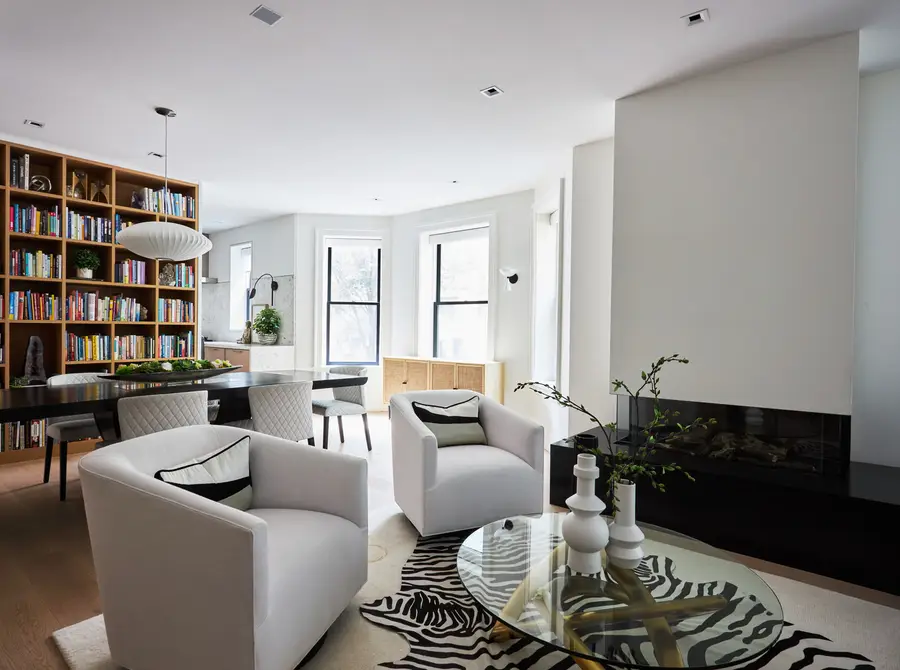 2039 N Humboldt Boulevard, Chicago, IL 60647 - #2