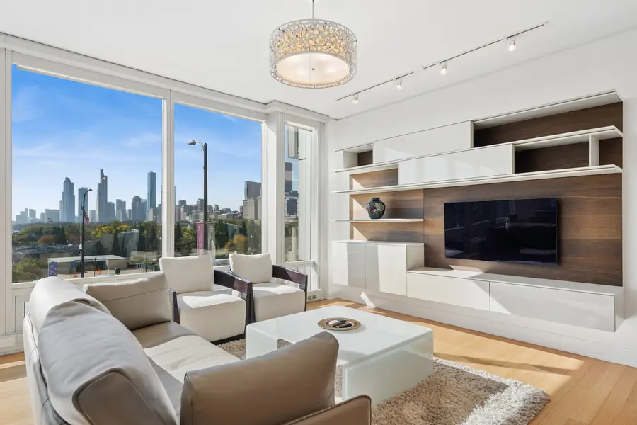 340 E Randolph Street #205, Chicago, IL 60601 - #2