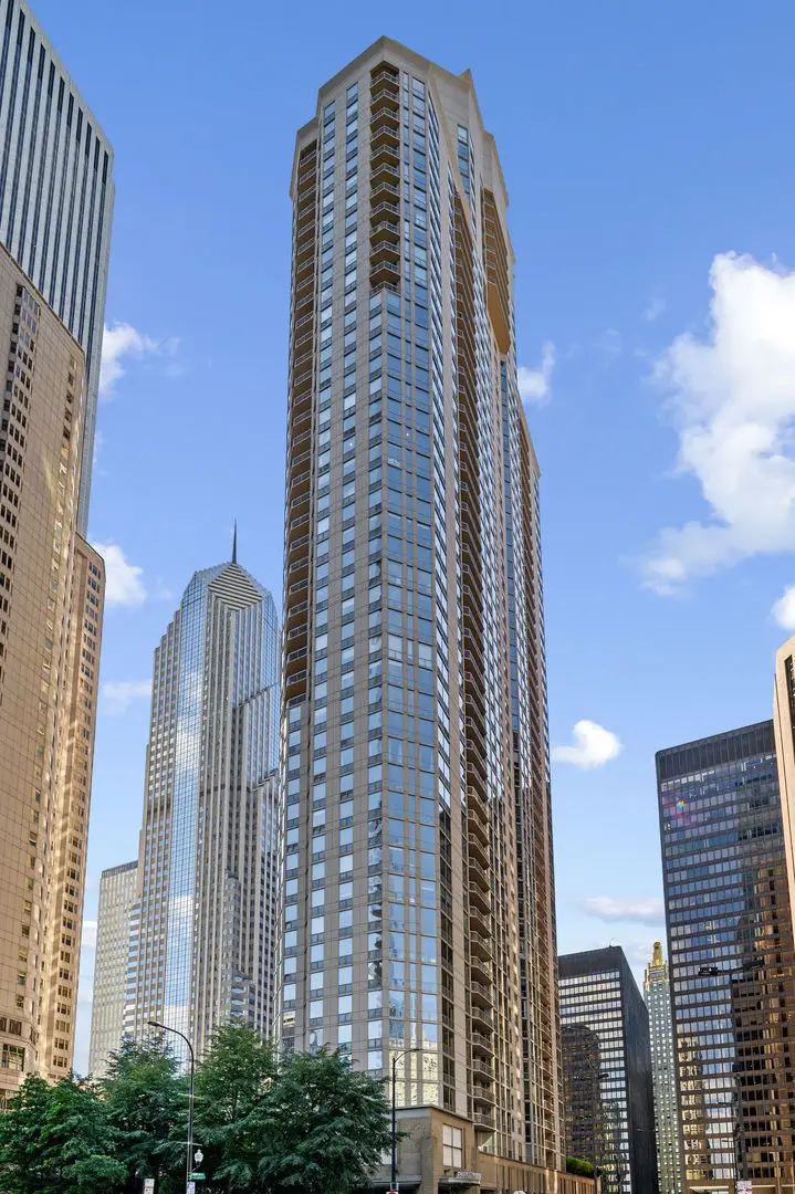 222 N Columbus Drive #2209, Chicago, IL 60601 - #2