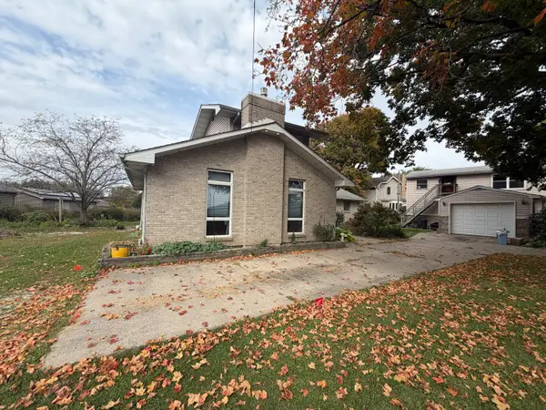 2219 Deets Road, Sterling, IL 61081