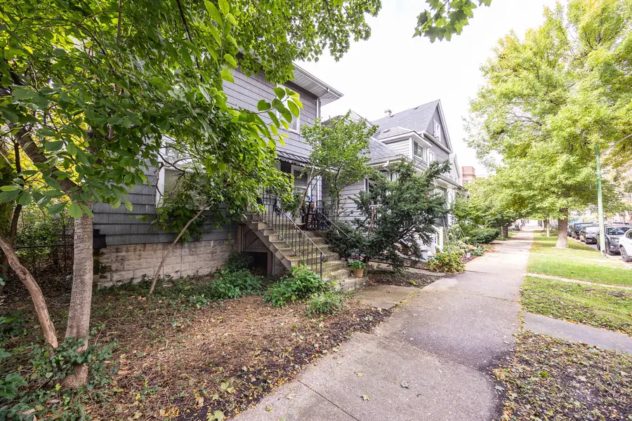 4726 N Maplewood Avenue, Chicago, IL 60625 - #3