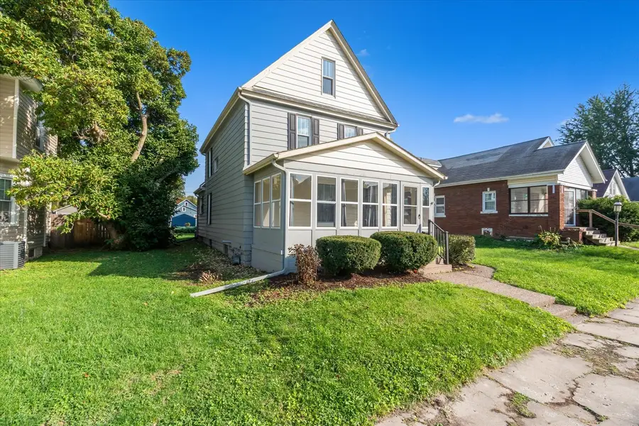 1321 39th Street, Rock Island, IL 61201 - #3